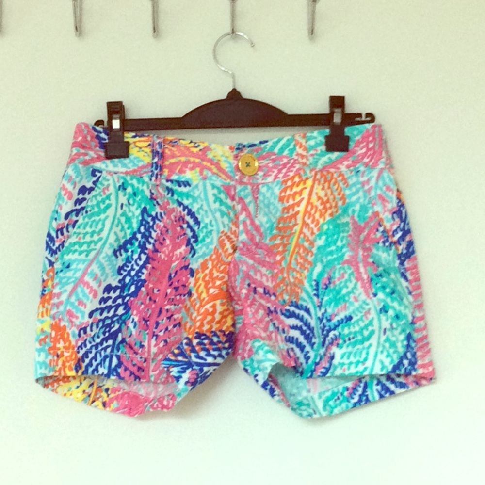 NWOT Lilly Pulitzer tropical multicolored shorts